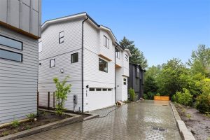 6742 21st Avenue SW, Seattle, WA 98106